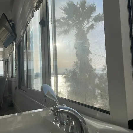 丹特拉布提克酒店 2* Çeşme