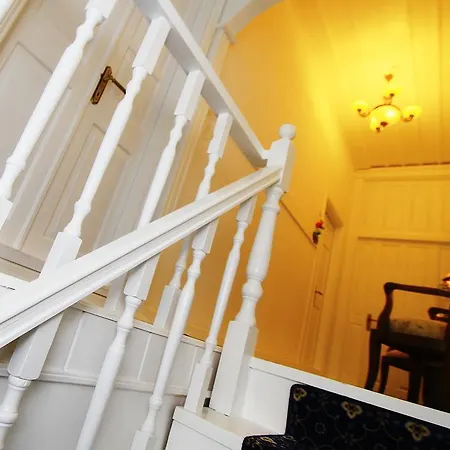 ホテル Dantela Butik Çeşme