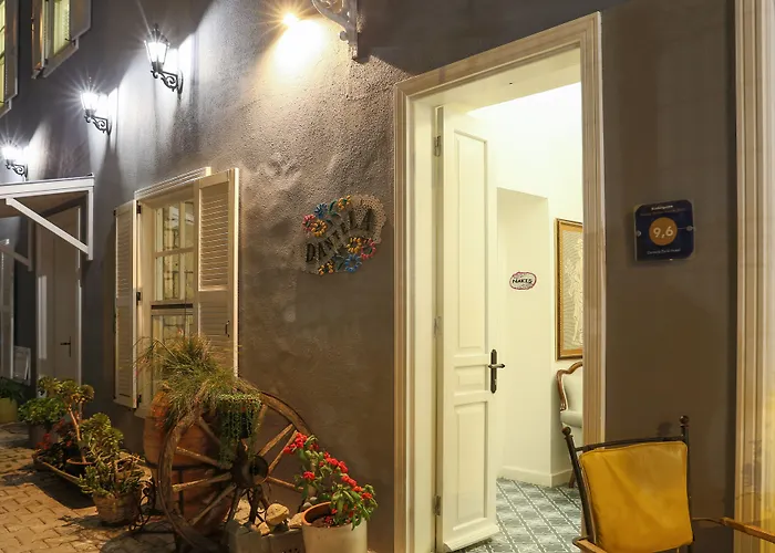 Dantela Butik Çeşme