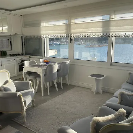 Dantela Butik Cesme