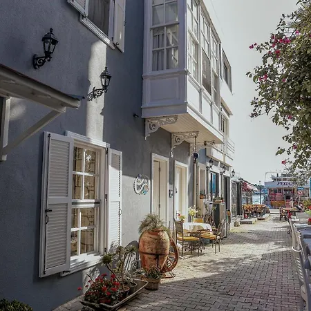 Dantela Butik Cesme